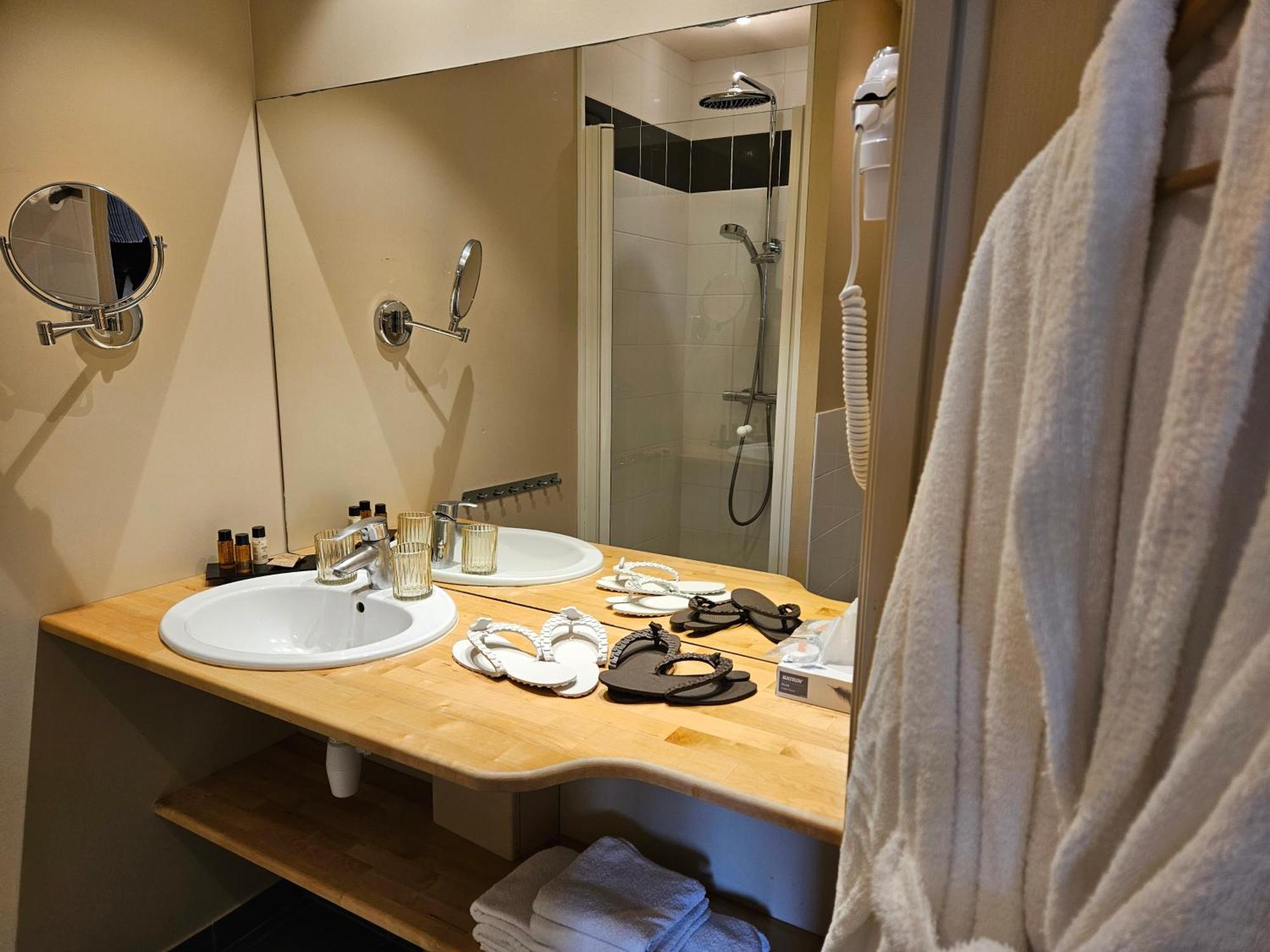 La Fraichette-Hotel & Spa La Riviere-Saint-Sauveur ภายนอก รูปภาพ