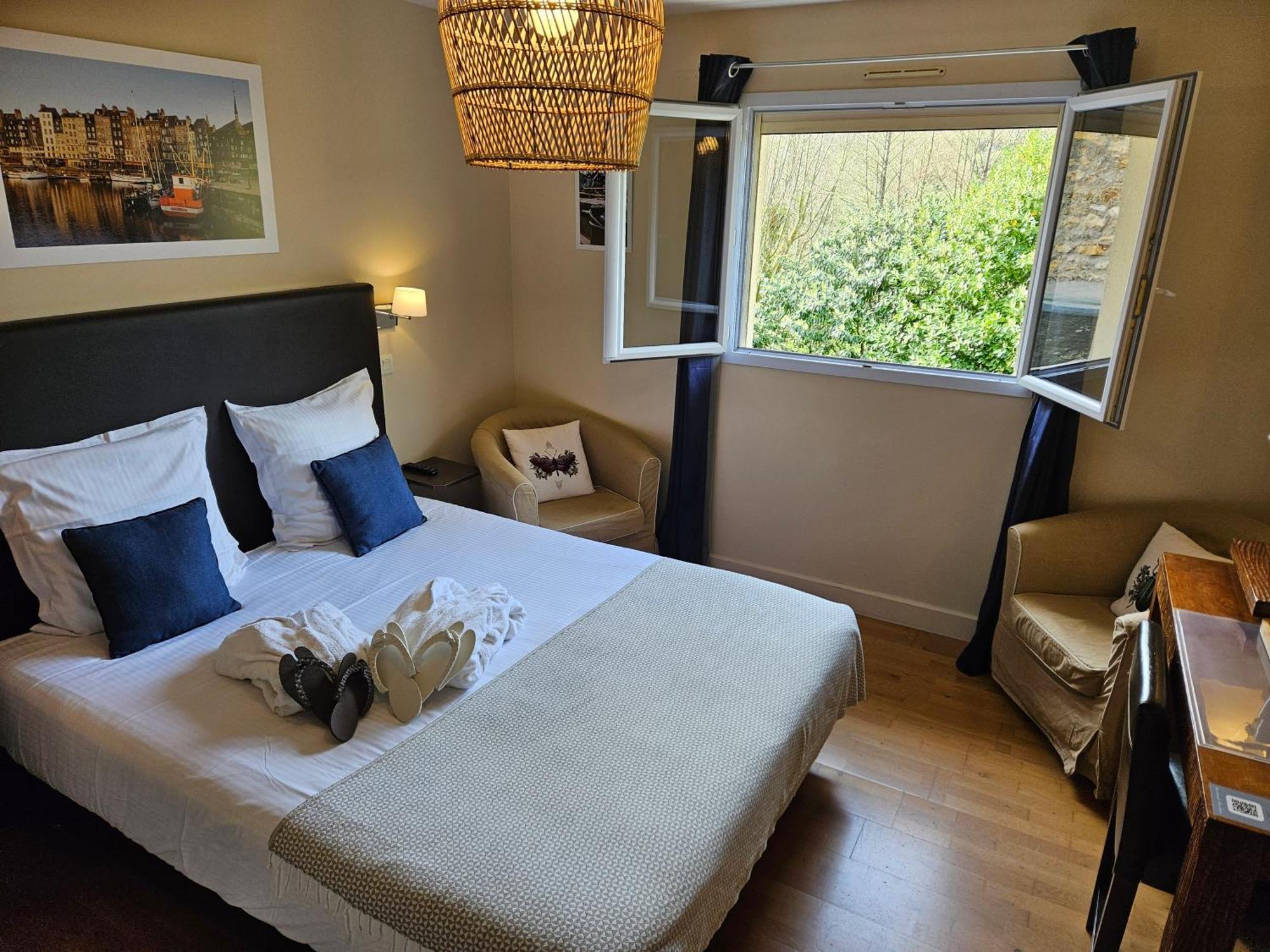 La Fraichette-Hotel & Spa La Riviere-Saint-Sauveur ภายนอก รูปภาพ