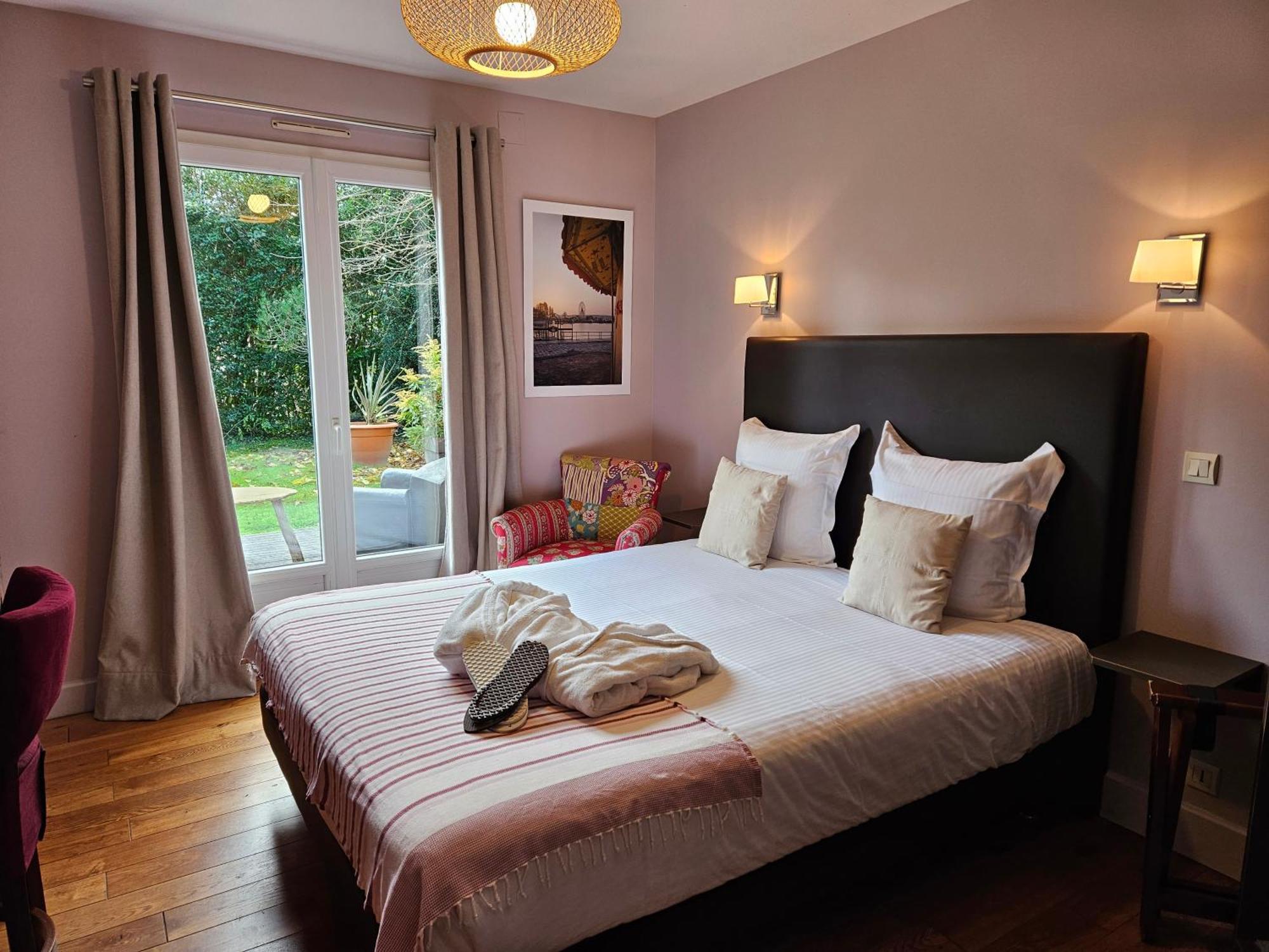 La Fraichette-Hotel & Spa La Riviere-Saint-Sauveur ภายนอก รูปภาพ