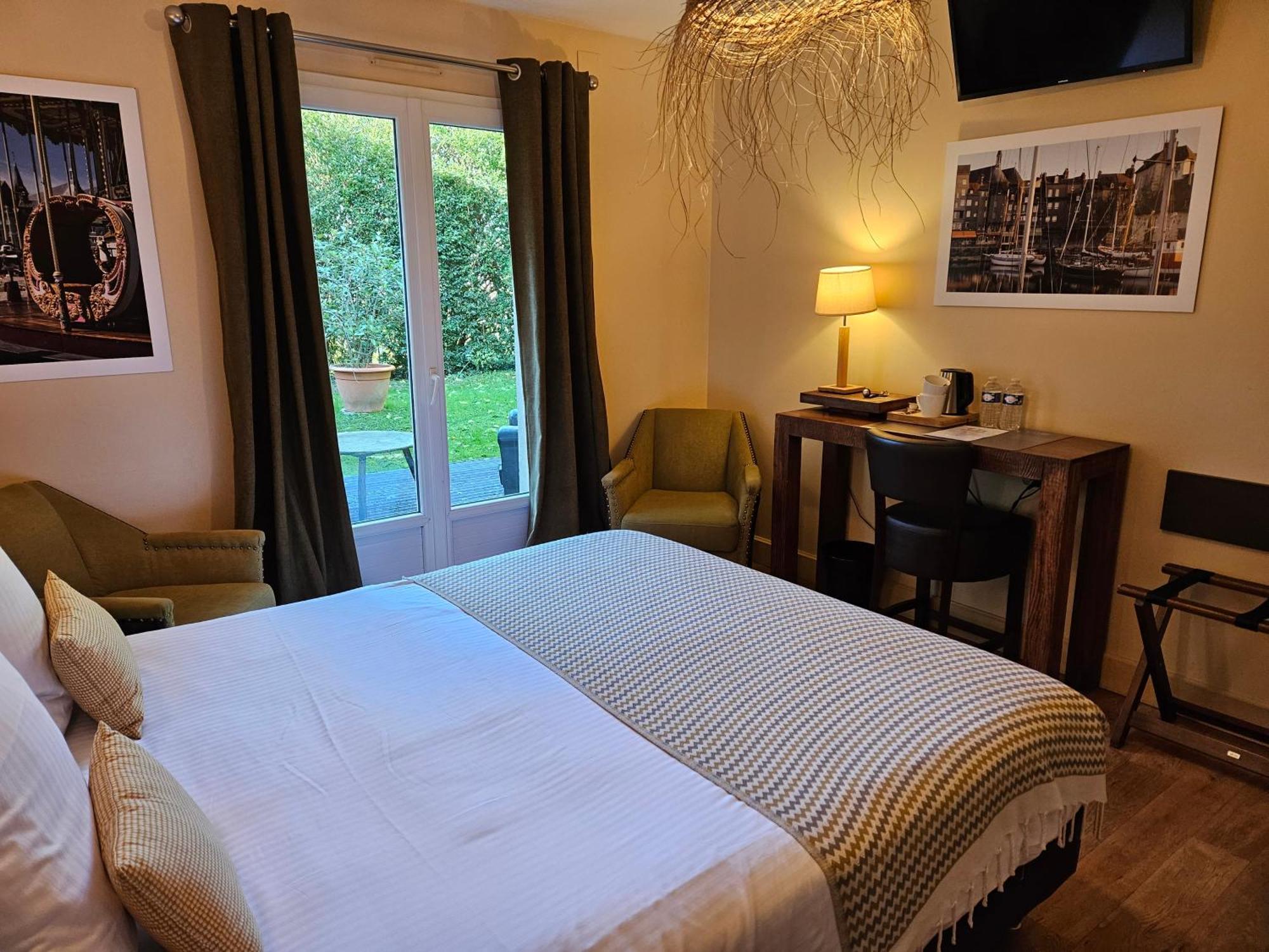 La Fraichette-Hotel & Spa La Riviere-Saint-Sauveur ภายนอก รูปภาพ